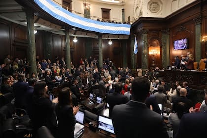 La Legislatura porteña sancionó la ley "antitrapitos", el financiamiento de la línea F, la desregulación de la VTV y la ley "hojarasca" en la sesión del 18 de junio pasado