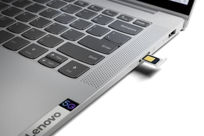 La Lenovo IdeaPad 5G tiene conectividad para redes celulares de última generación; usa Windows 10, pero con un chip Qualcomm Snapdragon