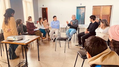 La ley establece la obligación de designar un administrador según el número de unidades funcionales de cada edificio