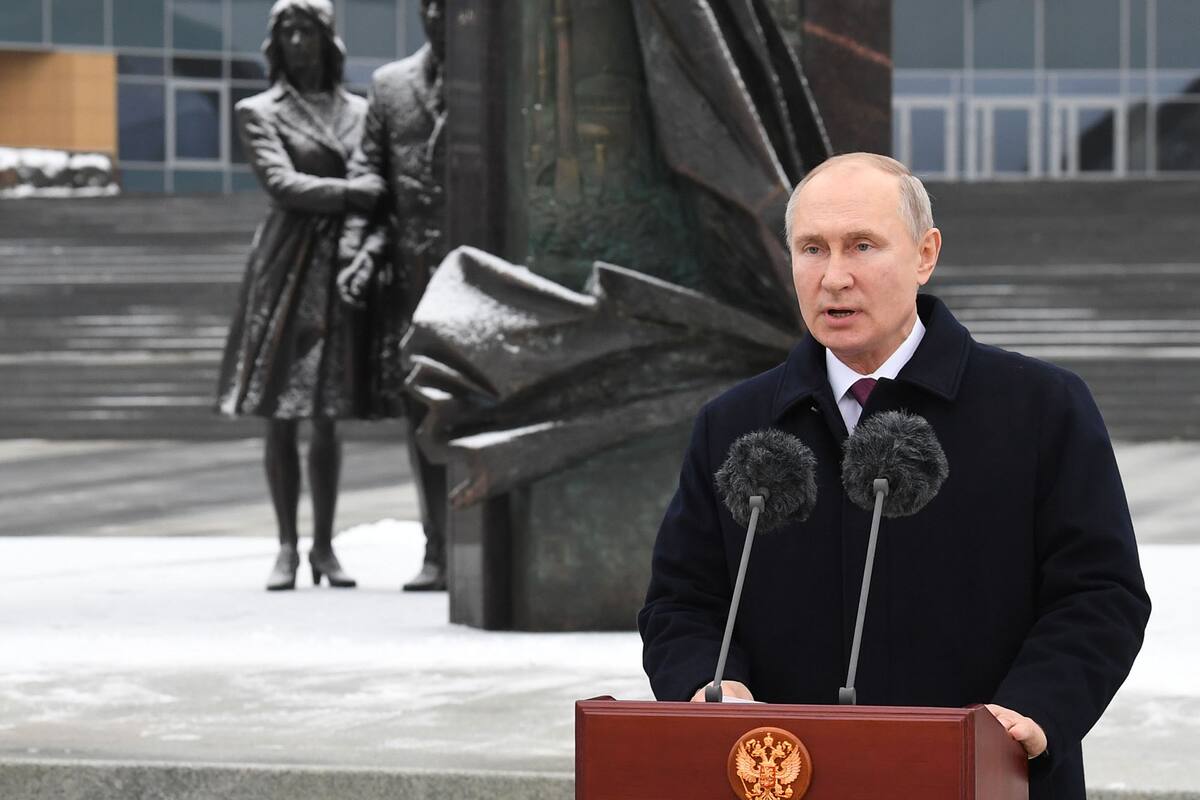 La ley fue promulgada tras una serie de cambios radicales en el sistema político ruso iniciados por Putin este año