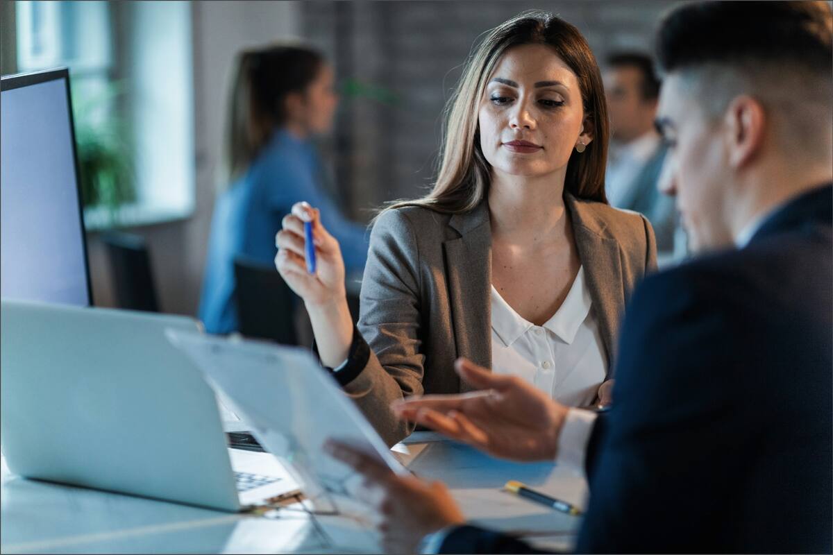 La ley que bloquearía a los migrantes el acceso a los bancos fue aprobada por el Comité de Comercio de la Cámara de Representantes