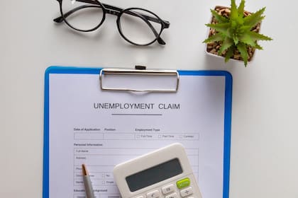 La ley suprime la cláusula que permitía considerar como "último empleo" cualquier actividad laboral de al menos 30 horas semanales