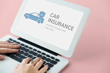 La ley también permite el envío electrónico de estas notificaciones y define protocolos específicos para los agentes de seguros comerciales