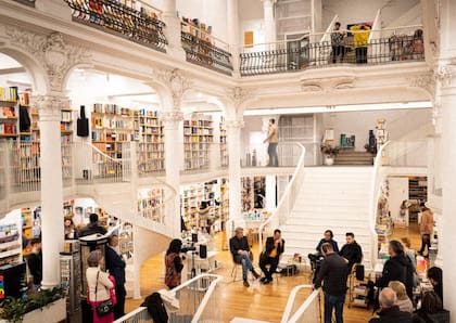 La librería Carturesti Carusel en Rumanía