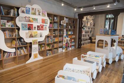 La librería Dulcinea tiene espacio cómodo para la lectura