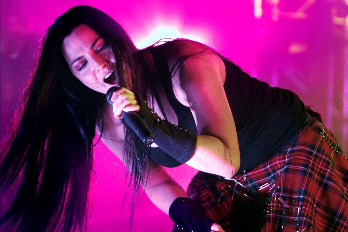 La líder de Evanescence recordó cómo el rock era popular al nacer la banda y ahora volvió a las fuentes de la contracultura