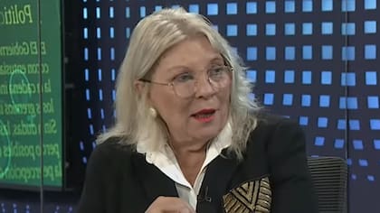 La líder de la Coalición Cívica ARI, Elisa Carrió, durante su paso por Mesa Chica