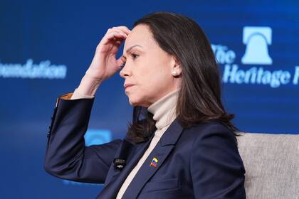 La líder opositora venezolana María Corina Machado habla en la Heritage Foundation, en Washington.