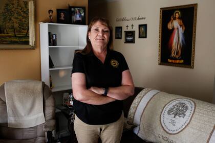 La líder sindical Joyce Thomas-Villaronga en su casa en Vacaville, California