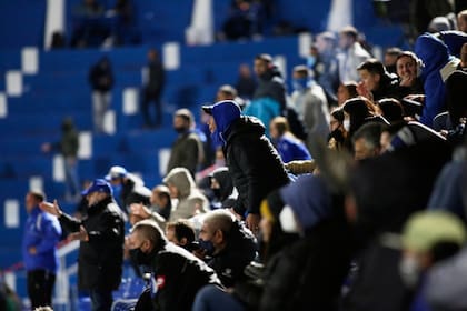 La Liga Profesional presentará la semana próxima el protocolo para el regreso de los hinchas a los estadios: propondrá cubrir hasta un 30% del aforo de las canchas.