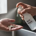 Por qué hay que ponerle vinagre blanco a las llaves de casa