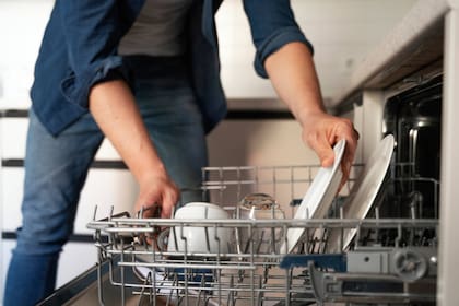 La limpieza del lavavajillas es clave para su eficiencia (Imagen ilustrativa)