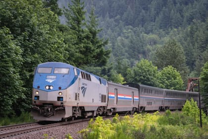 La línea Adirondack de Amtrak tiene una ruta de Nueva York a Canadá con paisajes invernales por menos de US$72, con un trayecto que dura unas 10 horas (Archivo)