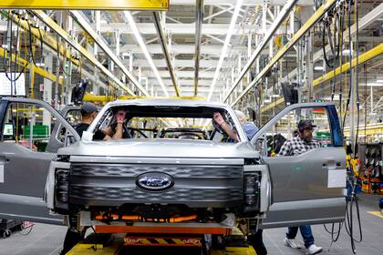La línea de producción de Ford en Dearborn, Michigan