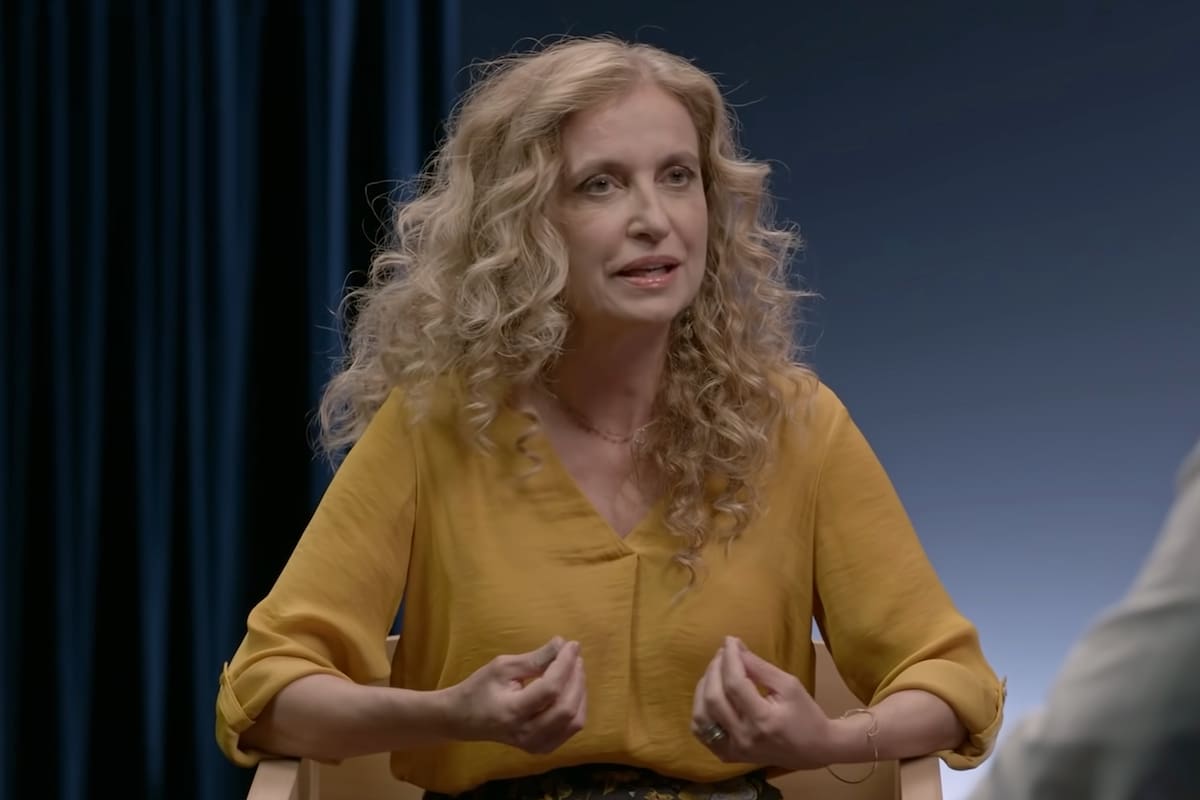 La lingüista y catedrática de la lengua española en la Universidad de Barcelona, Estrella Montolío, explica por qué la apasiona tanto el lenguaje y la comunicación