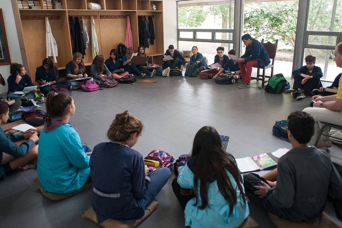 La literatura académica sobre bullying puso encima de la mesa hace más de una década que las amistades son la principal barrera de protección