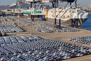 La llegada de autos chinos junto al crecimiento de los modelos importados reavivó las discusiones en el sector