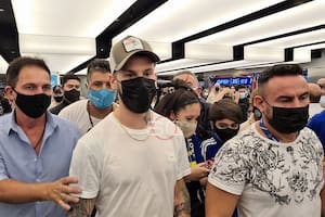 La llegada de Benedetto a Ezeiza
