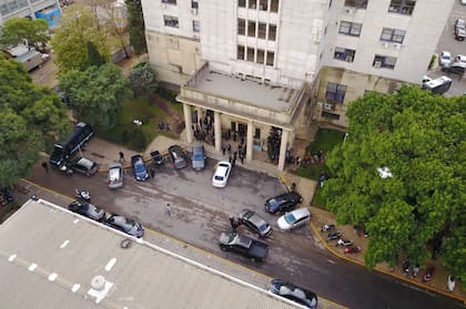 La llegada de Cristina a Comodoro Py vista desde el drone de LA NACION