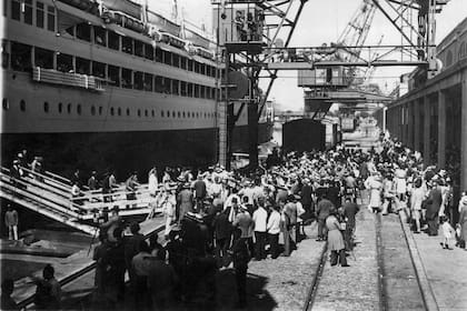 La llegada de inmigrantes a Buenos Aires en los años treinta