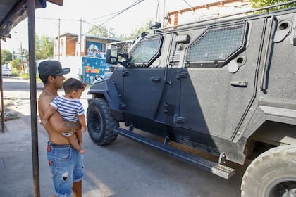 La llegada de la Gendarmería al barrio Los Pumitas, de Rosario