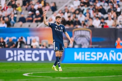 La llegada de Müller a la MLS habría tenido que ver con la separación (Foto: Instagram @esmuellert)