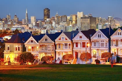 La llegada masiva de empleados de IA a San Francisco impulsó la demanda de propiedades de lujo, un mercado en el que, según expertos, el inventario no logra satisfacer