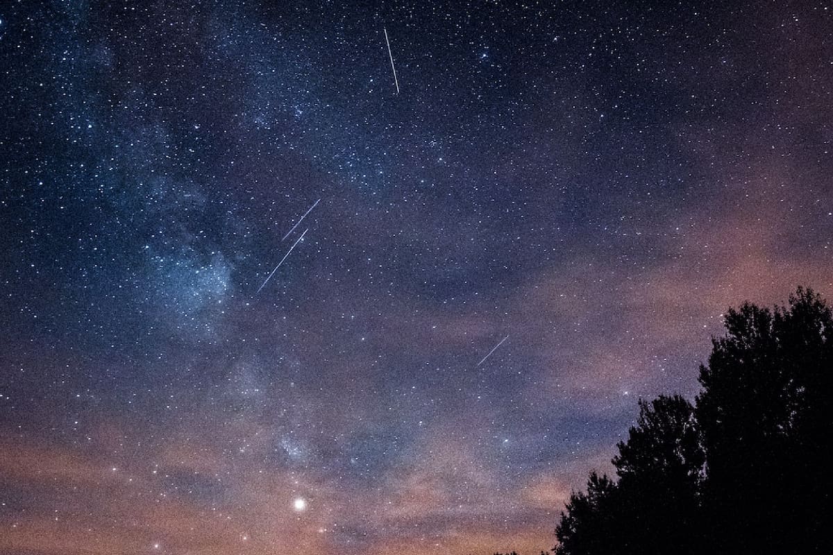 La lluvia de Delta Acuáridas y de Alfa Capricórnidas coincidirán en el firmamento el 30 de julio. Una oportunidad imperdible para despedir el mes contemplando el mágico espectáculo