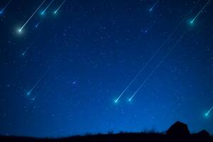 La lluvia de estrellas se produce por los restos de polvo y hielo del cometa 8P/Tuttle