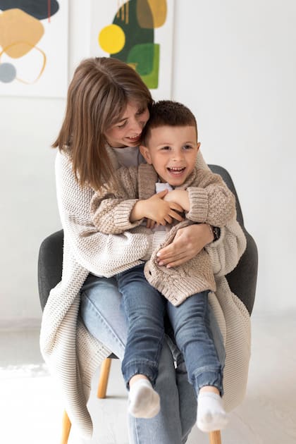 La longevidad de las madres está ligada a factores ambientales y genéticos (Foto: Freepik)