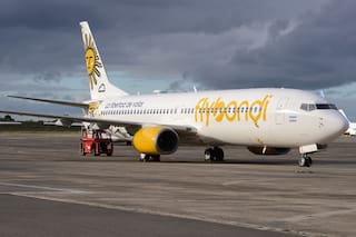 La Secretaría de Transporte denunció que no le cargaron combustible a Flybondi y tuvo que cancelar 90 vuelos