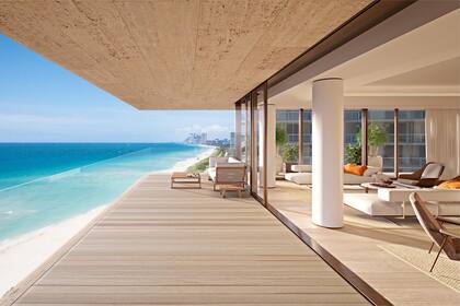 La lujosa propiedad está en Arte Condominium, en la zona de Surfside, en Miami Beach
