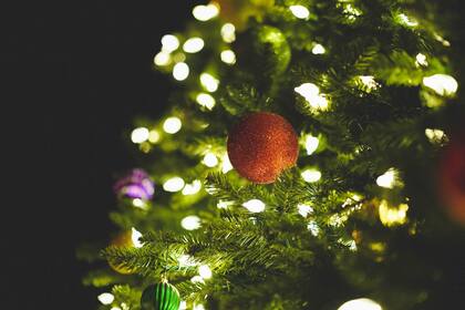 La luminaria es clave para los adornos navideños