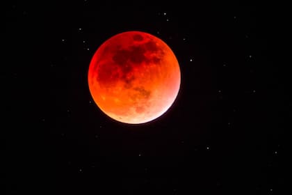 El eclipse lunar total de este 26 de mayo tendrá una duración de 15 minutos y será visible en la mayor parte de Sudamérica y la costa oeste de Norteamérica