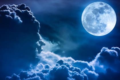 La Luna Fría de diciembre también es conocida como la Luna de la Noche Larga, Luna de Roble o Luna de Navidad entre otros términos (Foto: iStock)