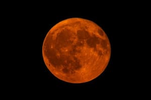 La Luna llena de noviembre es especial por ser la más grande del año (Pexels/Ahmet Yüksek)