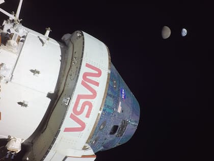 La Luna y la Tierra vistas desde el espacio