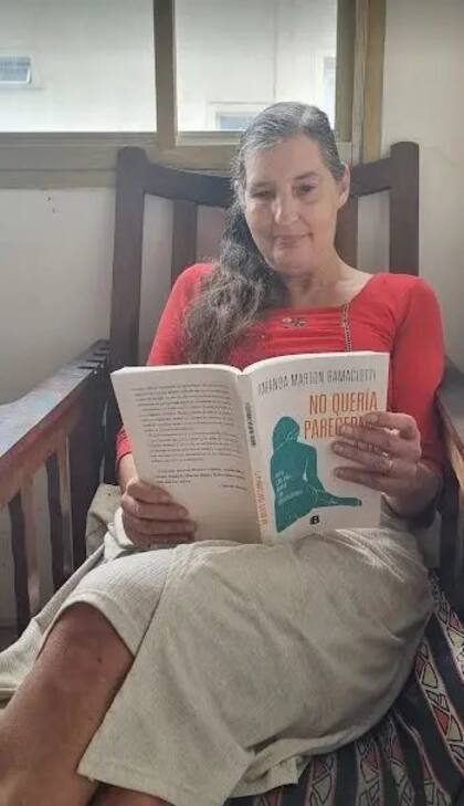 La madre de Amanda participó en el desarrollo del libro "No quería parecerme a ti"