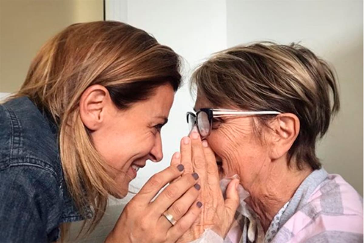 La madre de la actriz debe ser intervenida quirúrgicamente este jueves por un cáncer en la boca
