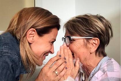 La madre de la actriz debe ser intervenida quirúrgicamente este jueves por un cáncer en la boca