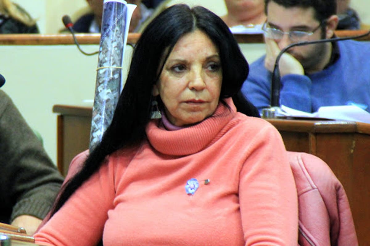 La madre de Malena Galmarini y su exesposo Fernando fueron considerados por la oposición como otro caso de irregularidades en la vacunación