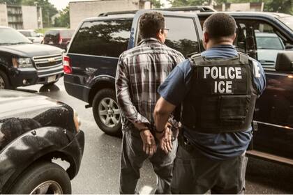 La madre del joven acusa al ICE se arrestar y deportar a personas que no cometieron ningún crimen