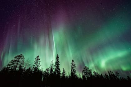 La madrugada del lunes marcó un punto relevante para la observación astronómica en Estados Unidos; estas auroras boreales podrían continuar activas durante el martes 20 de enero