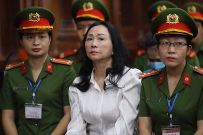 La magnate de bienes raíces vietnamita Truong My Lan en un tribunal en la ciudad de Ho Chi Minh el 11 de abril de 2024.