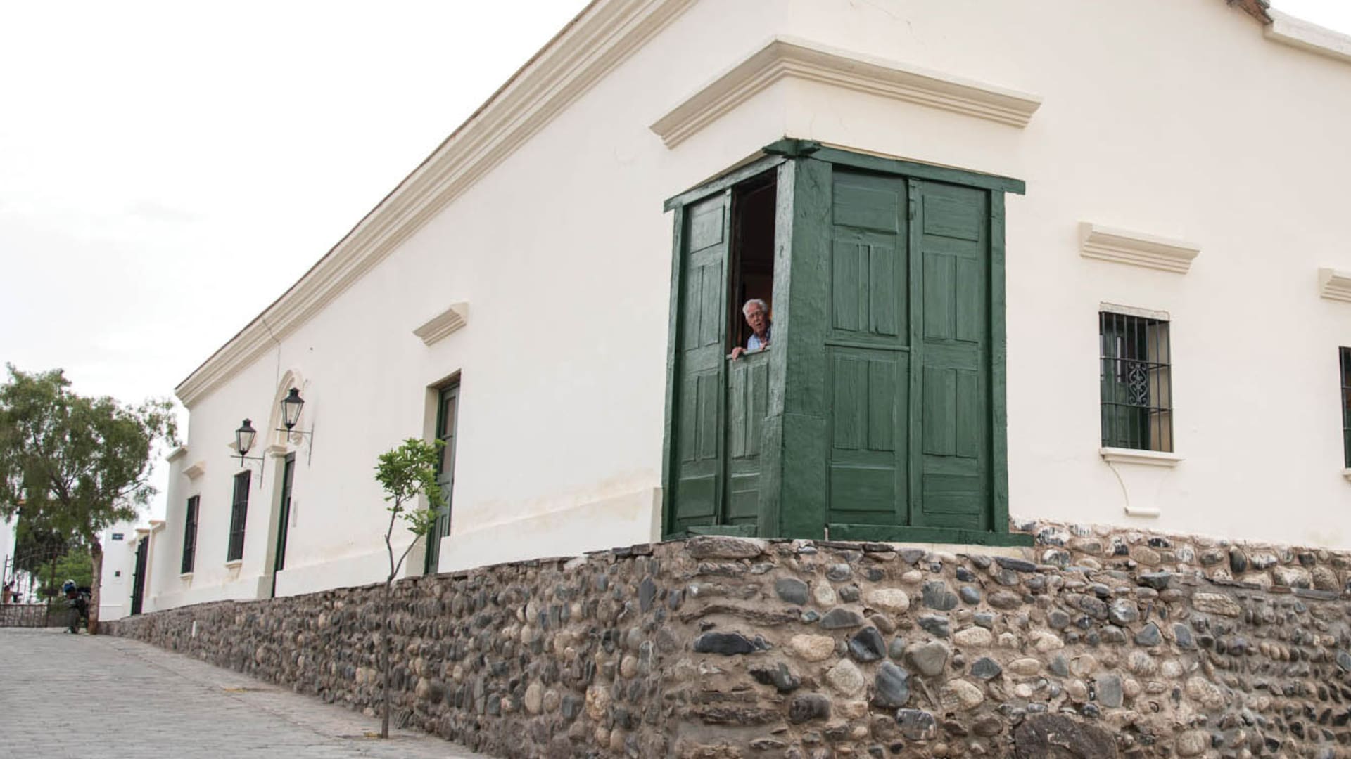 La magnífica esquina restaurada por Eric y Jackie Henderson, que hoy recibe a turistas de todo el mundo.