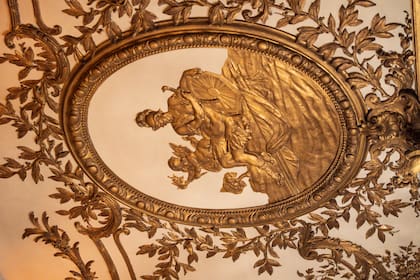La majestuosidad de la arquitectura del Palacio Ortiz Basualdo