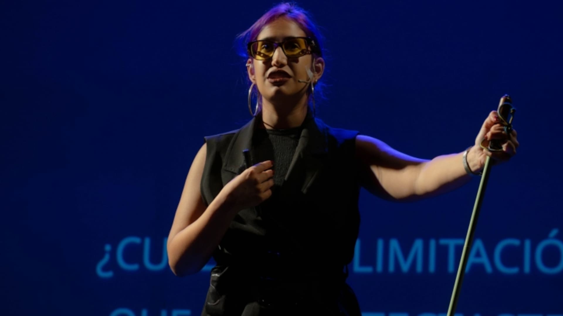 La mamá y el papá de Oriana Pernas la llevaron a la pediatra, que identificó el síntoma y les explicó que lo que le ocurría podía deberse a una condición neurológica referente a la movilidad, a la cognición o simplemente al nervio óptico.
