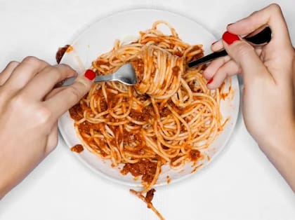 La mañana después de una gran cena de pasta cargaremos más peso de agua