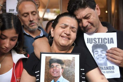 Fernando Burlando, abogado de los padres del chico asesinado el 18 de enero pasado, pedirá que se aplique ese agravante a la imputación de los diez acusados