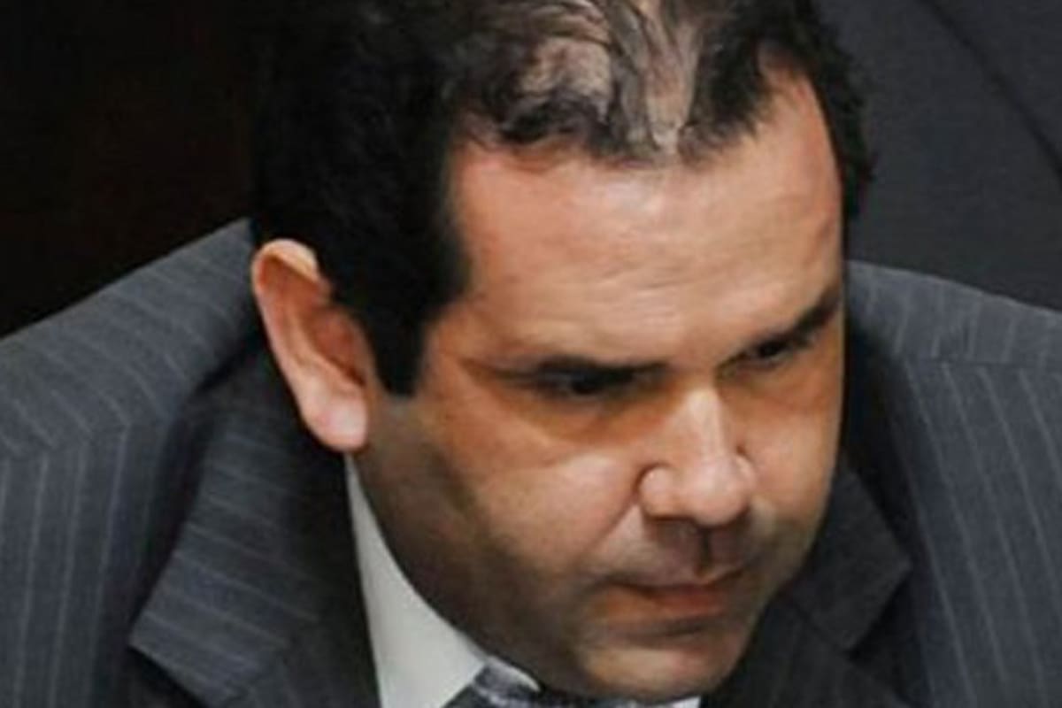 La mano derecha de De Vido creó una sociedad fantasma para vender productos de limpieza junto a un hombre que ahora investiga la Justicia y que tiene como hobby los autos antiguos